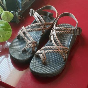 Chaco's Vibram Hiking Sandal W10